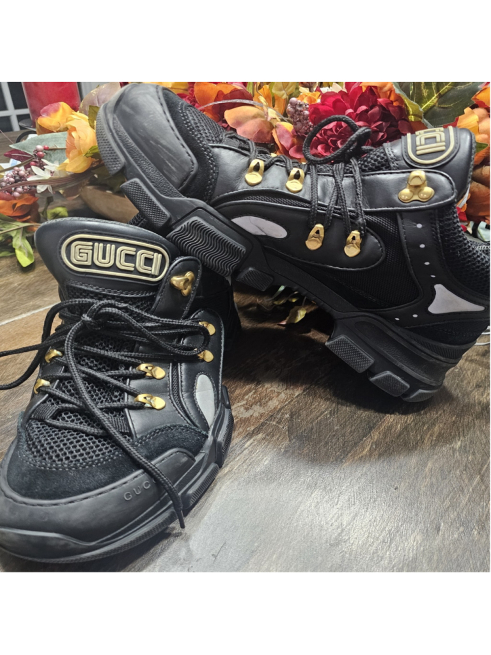 Authentic Gucci Men's Flashtrek Black Leather Gold Hardware Size 10 COA